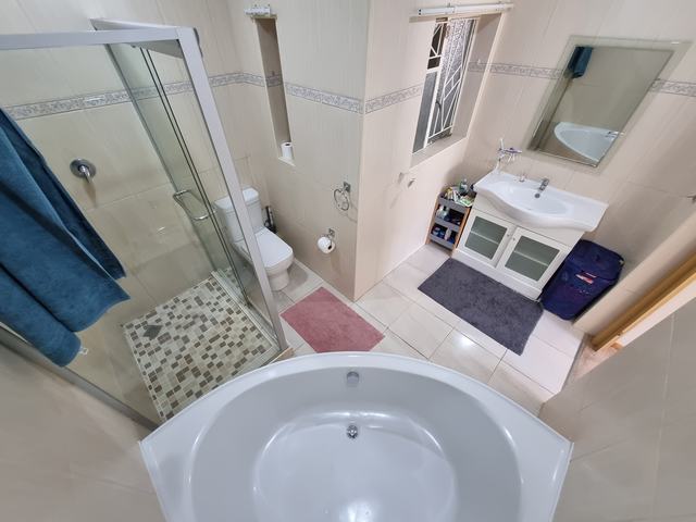 4 Bedroom Property for Sale in Ceres Western Cape